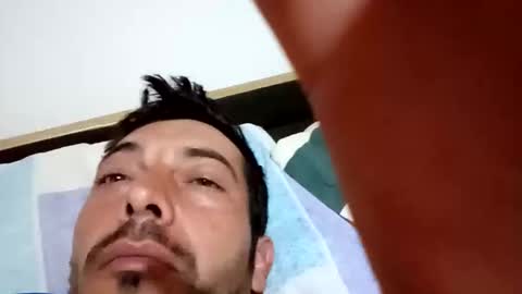 Snapshot of florintrelia44 chatting on October 26, 8:08 pm florintrelia44 online show from October 26, 8:08 pm