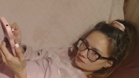 say meow and send tip  online show from November 3, 1:50 am