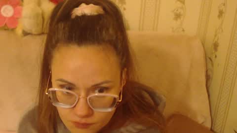 say meow and send tip  online show from April 29, 7:08 pm