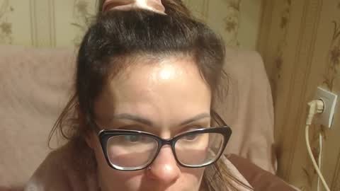 say meow and send tip  online show from February 13, 4:32 pm