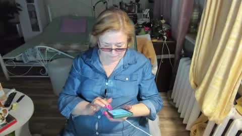 Flowerlower online show from April 22, 6:26 pm