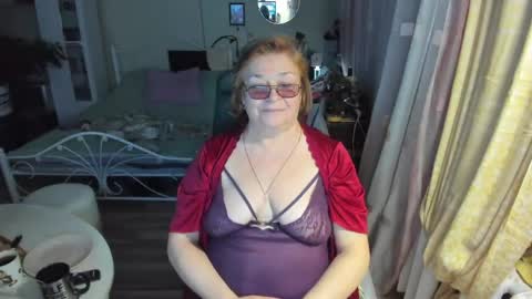 Flowerlower online show from April 16, 9:39 pm