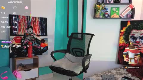 flowers109 online show from March 9, 11:09 pm