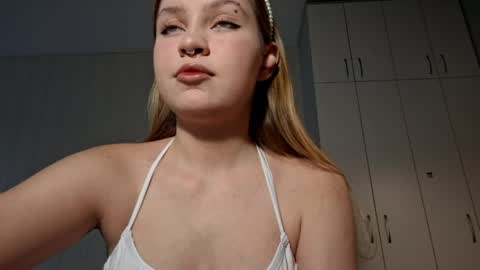 flowflirtx online show from May 22, 1:51 pm