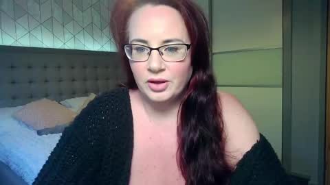 Fluff online show from February 5, 1:54 pm