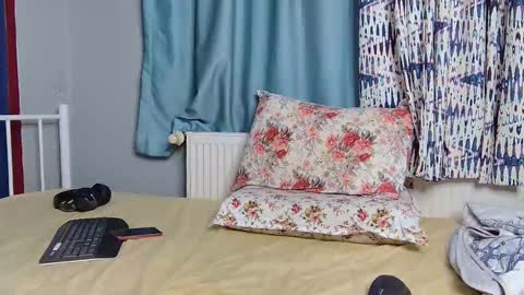 Fly online show from November 23, 6:55 am