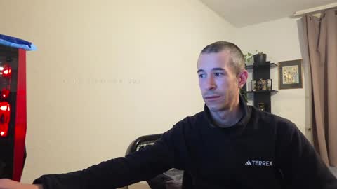 flyhigh92 online show from April 15, 4:21 pm