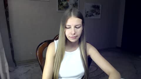 Snapshot of fofhcf chatting on October 1, 8:19 pm Molli Ready for any play with you. Hottest show in pvt Help a student earn big tokens online show from October 1, 8:19 pm