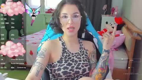 folinskaayaa online show from April 24, 4:14 am