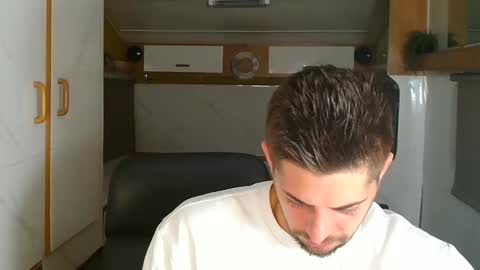 independent model online show from October 23, 5:14 pm