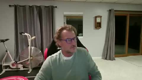 foodforcatfists online show from December 4, 5:07 am