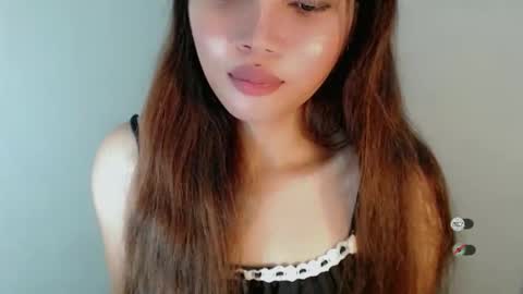 girl online show from March 7, 4:34 am