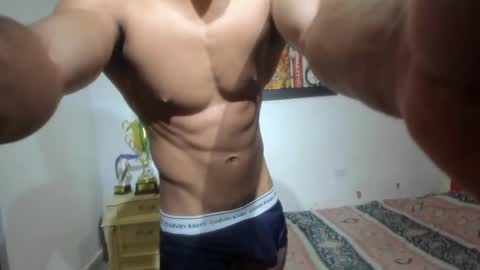 Snapshot of fox_evans chatting on February 15, 8:43 pm Fox online show from February 15, 8:43 pm