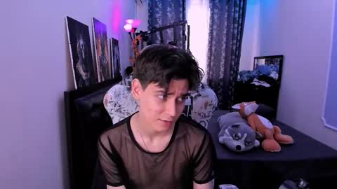 Foxicfu online show from March 6, 9:41 am