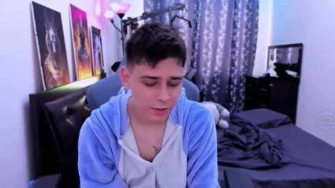 Foxicfu online show from September 16, 9:23 am