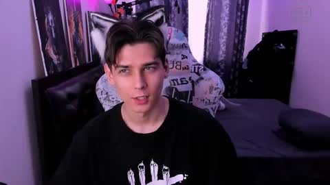 Foxicfu online show from March 17, 11:04 am