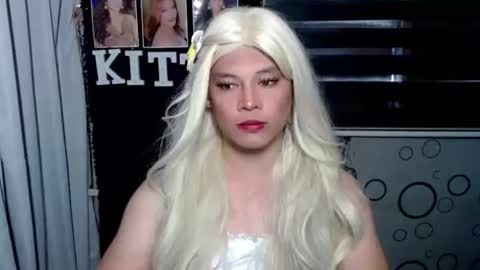 KITTY online show from November 13, 5:43 am