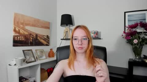 Sonya online show from May 19, 5:36 am