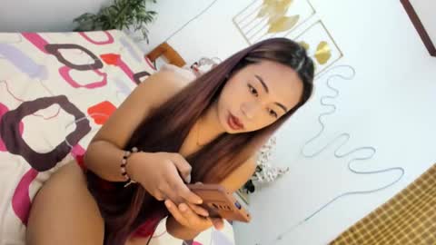Snapshot of foxxxy_bunny18 chatting on October 20, 1:54 am Rianne online show from October 20, 1:54 am