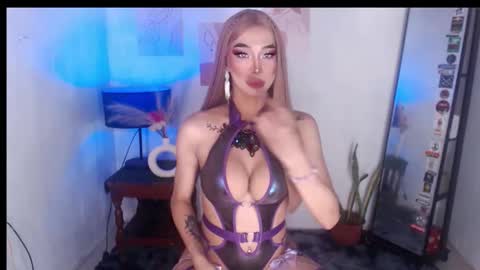 foxy_goddess online show from October 14, 12:46 am