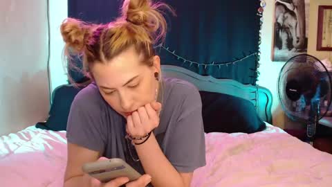Mallory Koxx online show from May 22, 7:48 am