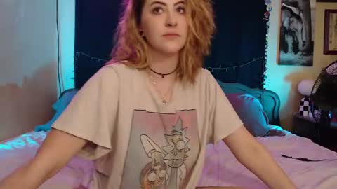 Mallory Koxx online show from July 5, 7:48 am