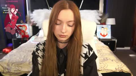 Maya online show from April 8, 1:14 pm