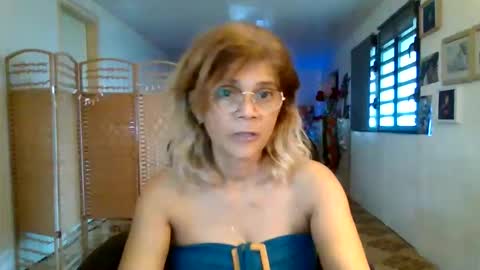 francelune online show from December 5, 12:25 pm