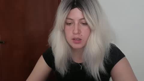 Francesca online show from April 28, 7:40 pm