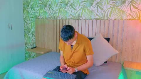 Franco online show from December 15, 12:34 pm