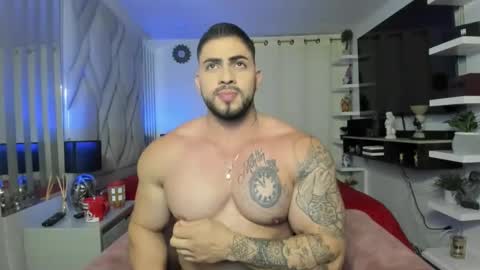 frank_foxx1 online show from April 7, 2:02 am