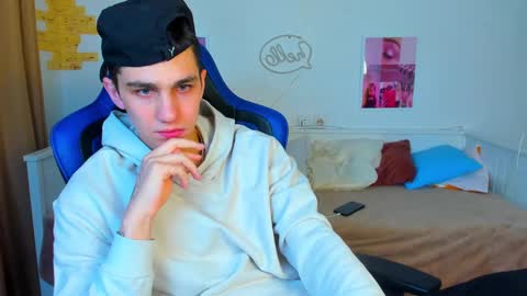 Frank online show from March 11, 6:30 am