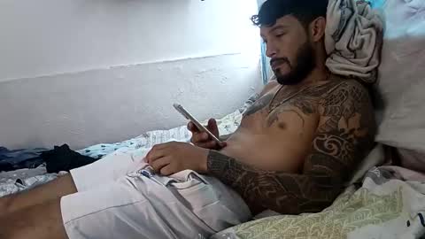 frankdanielsmolano online show from April 23, 3:24 pm