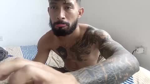 frankdanielsmolano online show from May 17, 5:11 pm