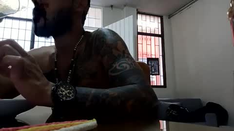 frankdanielsmolano online show from April 20, 6:55 pm