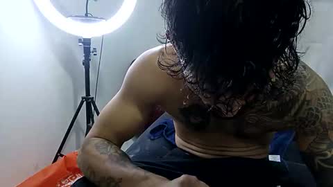 frankdanielsmolano online show from May 30, 12:42 am