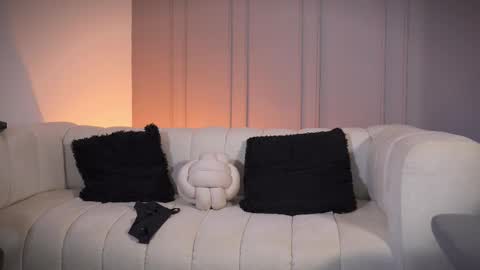 Frank Farrell. Hey remember to give me a thumbs up Ty online show from March 15, 4:06 am