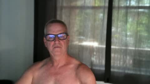 hung4fun online show from June 15, 1:36 pm