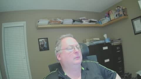 frankie6207 online show from January 3, 8:43 am