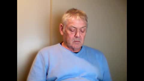 frannkboy61 online show from April 9, 6:35 pm