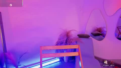 Fransheska online show from March 12, 12:53 pm