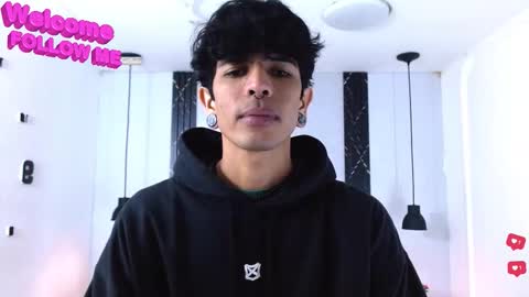 Franvill trato online show from December 2, 7:12 pm