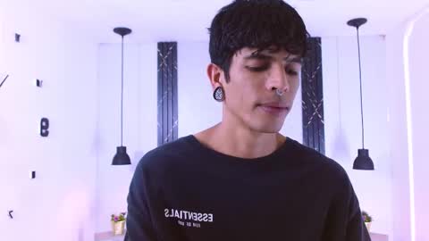 Franvill trato online show from March 4, 8:50 pm