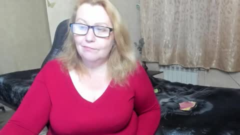 FrauMartha online show from November 20, 1:10 pm