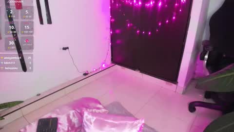 Lia Gomez online show from March 30, 12:22 am