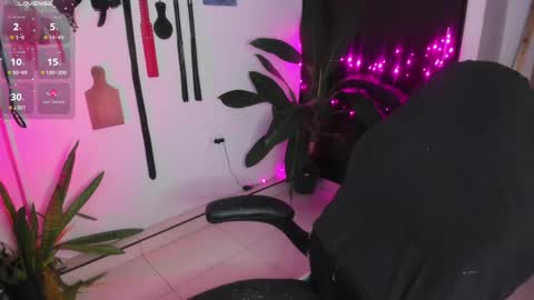 Lia Gomez online show from April 8, 11:19 pm