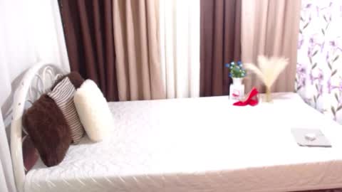 Freakyzae online show from March 22, 1:31 am