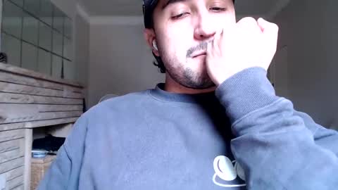 fred_555 online show from February 25, 2:58 am