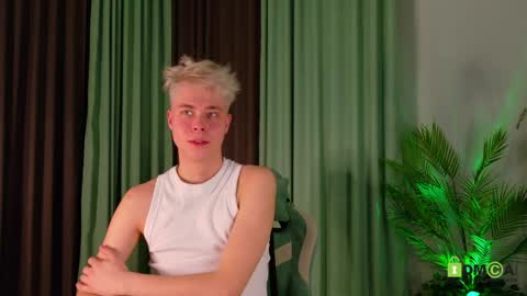 Fred online show from April 1, 3:42 pm