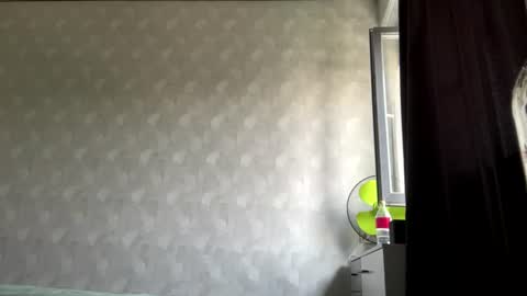 Mia online show from June 27, 5:57 am